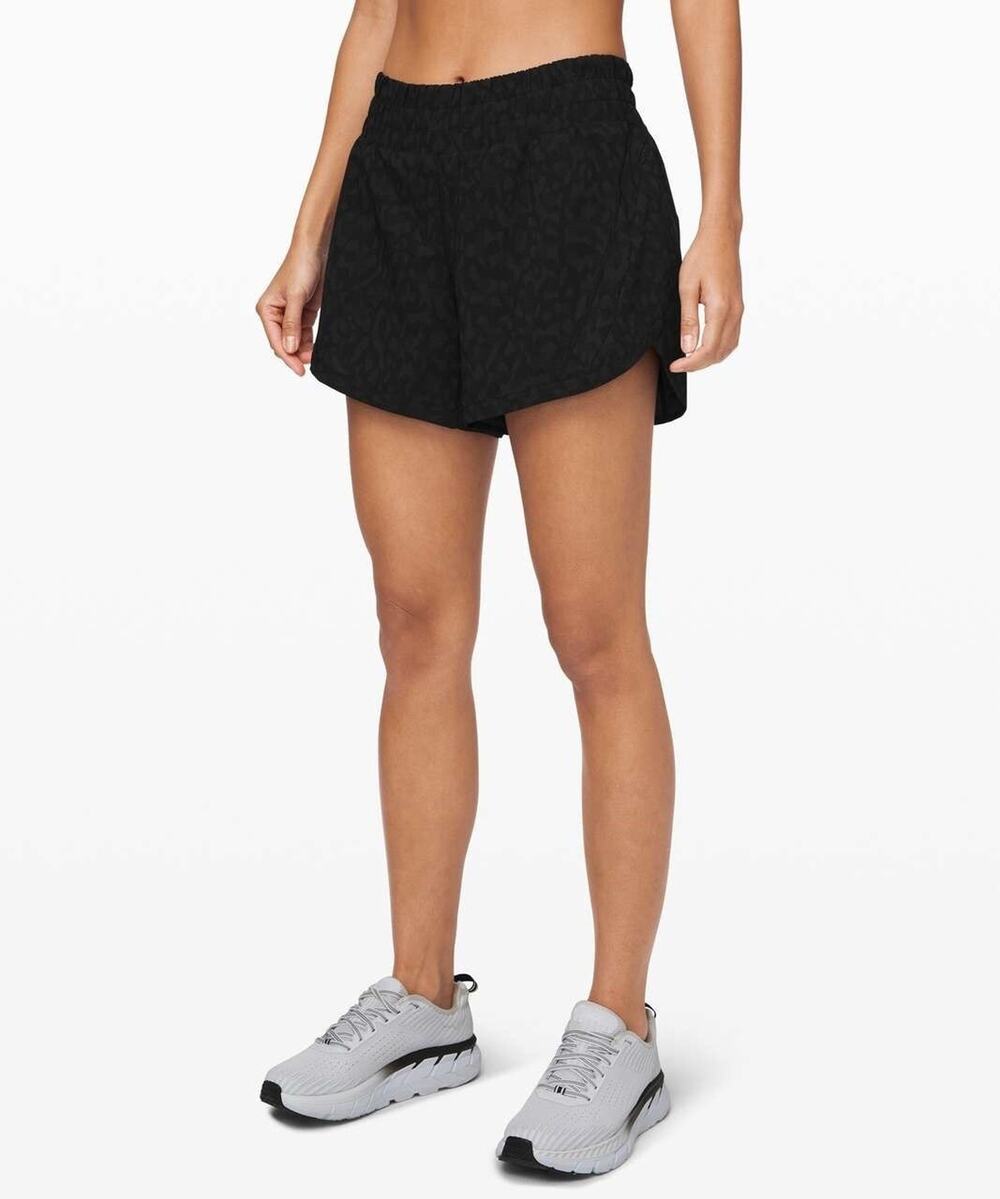 Lululemon Track That MR Short 5” Lined Womens 6 Black Camo Zip Pocket Drawstring